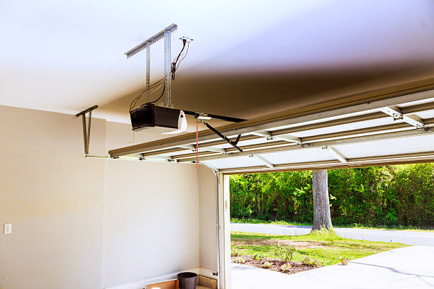 Top rated local Garage Door Panel Replacement specialists in Bystrom, CA